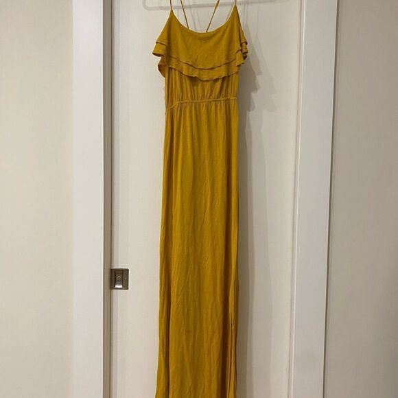 Forever 21 Dresses & Skirts - XXI  Yellow Gold boho festival   Empire waist tie back  Ruffle top Maxi Dress S